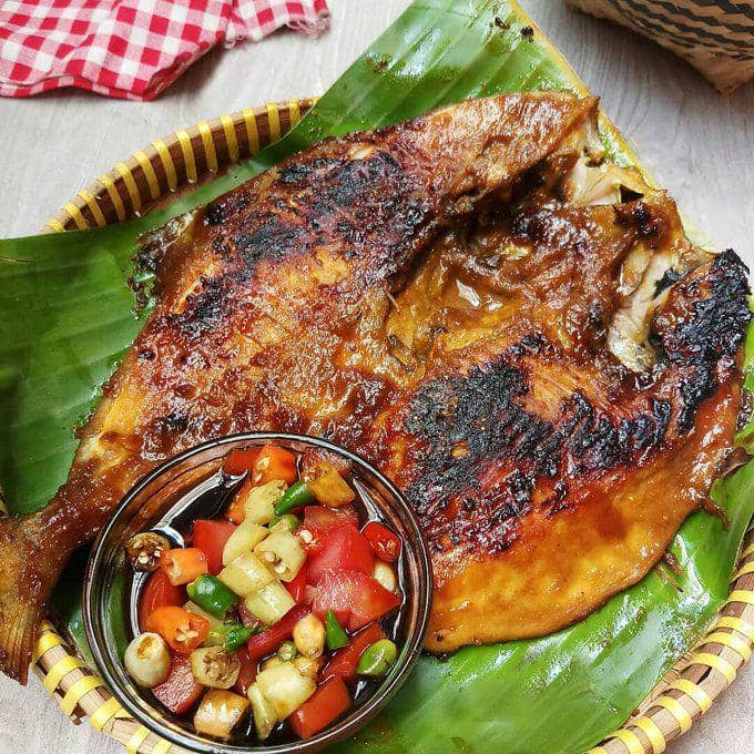 Sate Lontong Dita: Rahasia Rasa yang Menggugah Selera di Cilacap