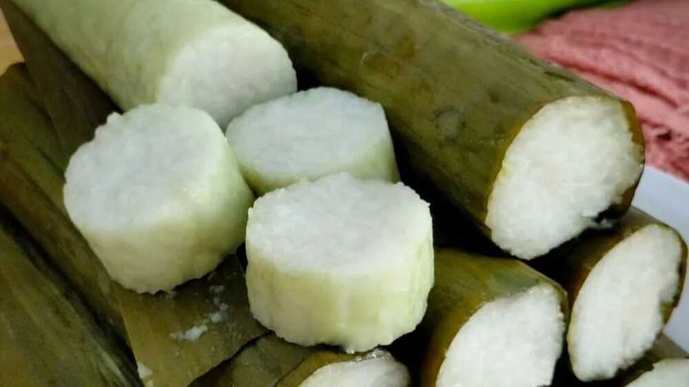 Lontong Sate Dita: Rasa Tradisional yang Menghantarkan Jiwa ke Cilacap